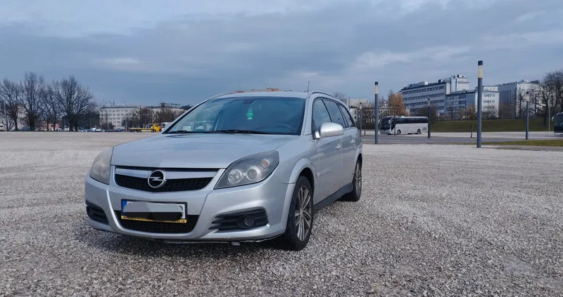 opel vectra Opel Vectra cena 9900 przebieg: 268000, rok produkcji 2008 z Kielce